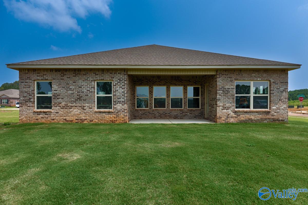 28376 Saddle Springs Drive NW