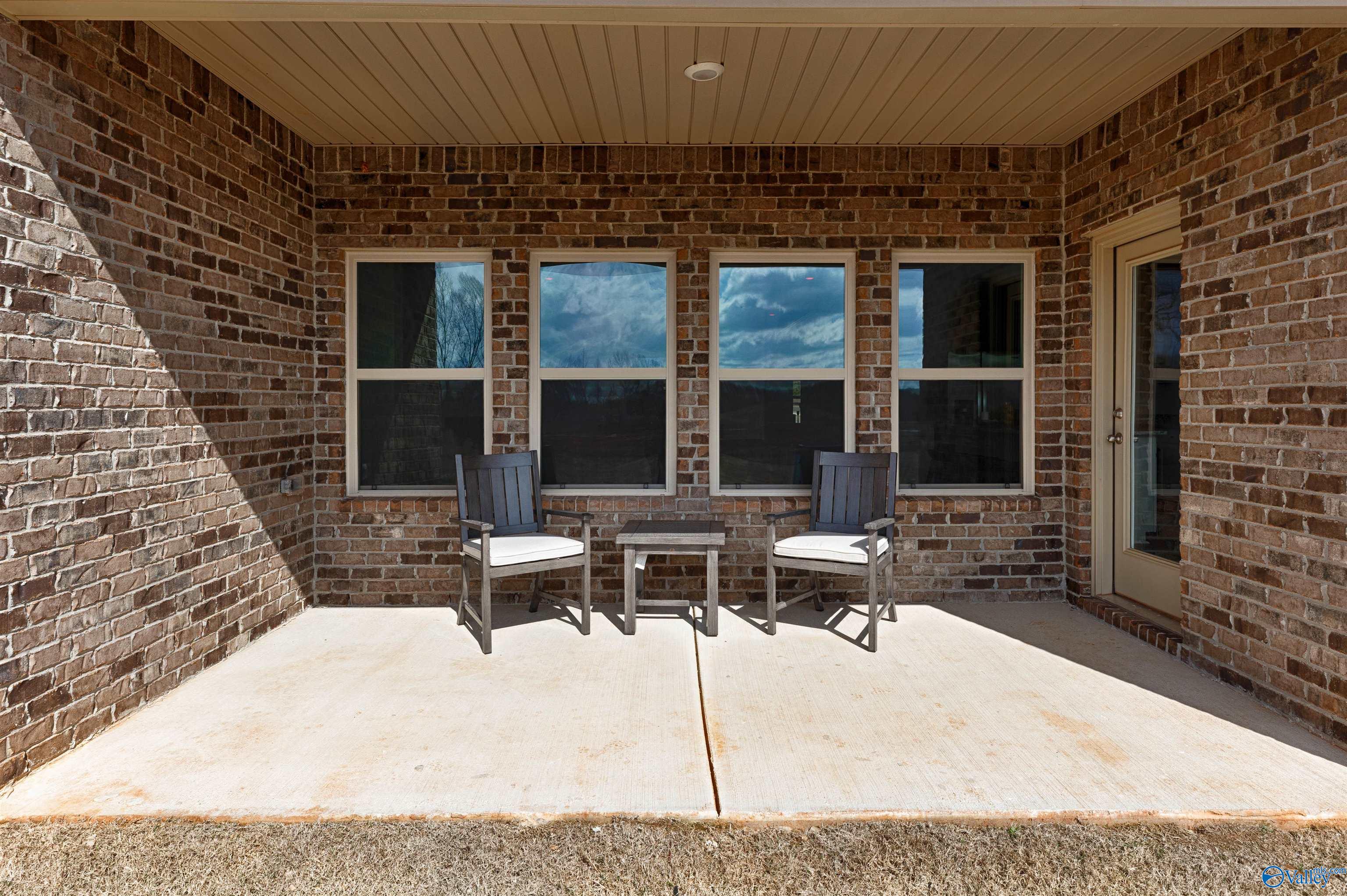 28376 Saddle Springs Drive NW