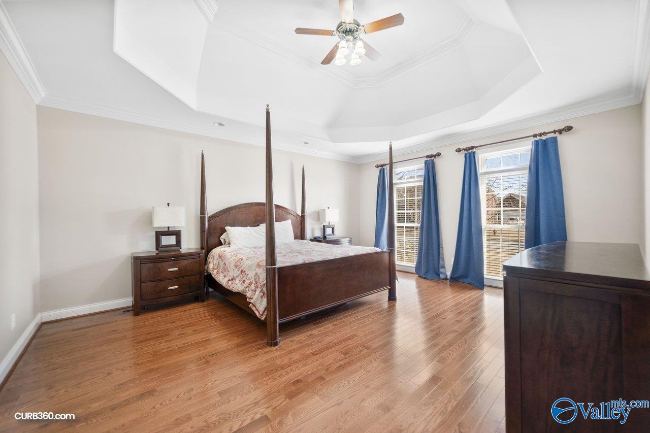 112 Wesly Clark Blvd