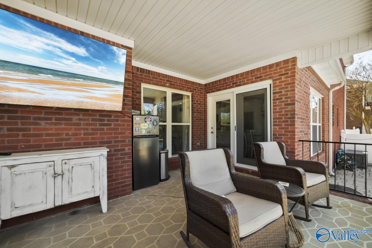 112 Wesly Clark Blvd