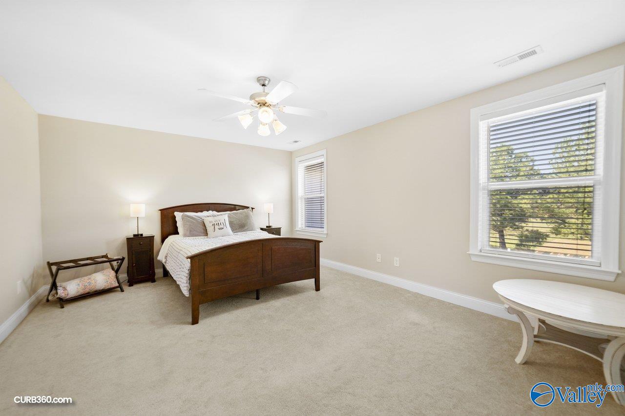 112 Wesly Clark Blvd