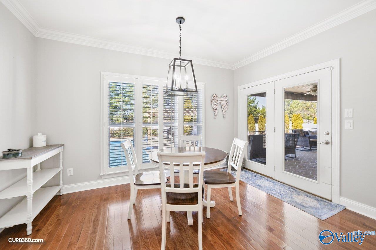 112 Wesly Clark Blvd