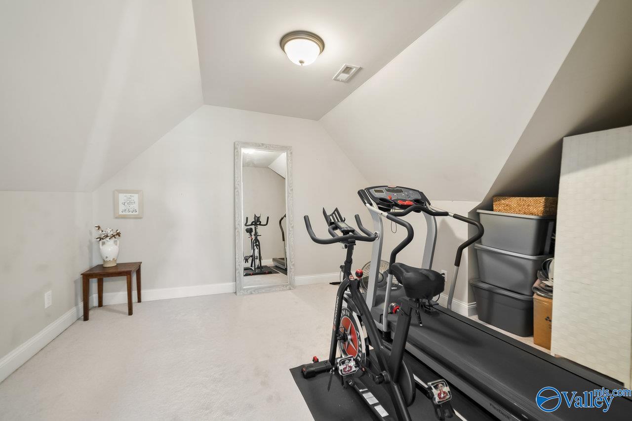 112 Wesly Clark Blvd