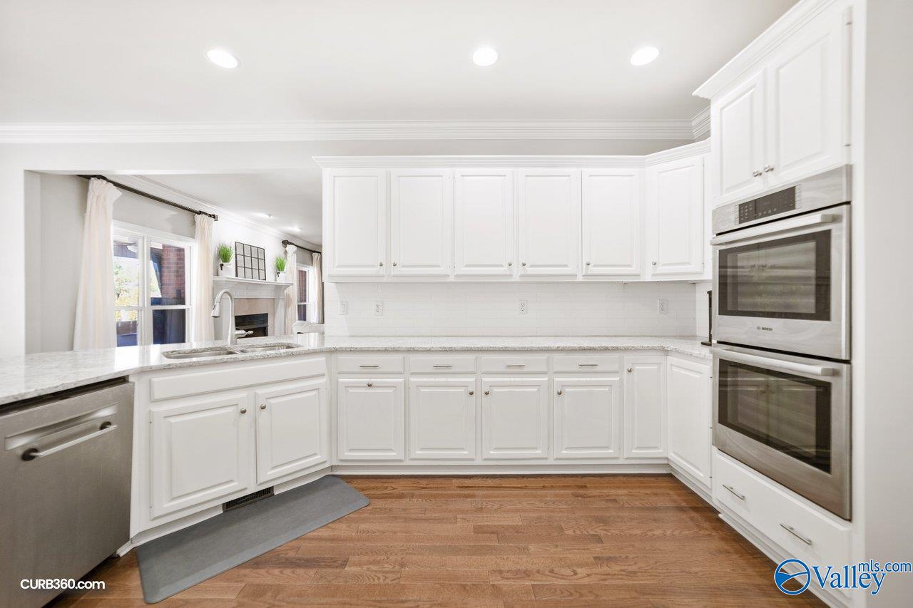 112 Wesly Clark Blvd