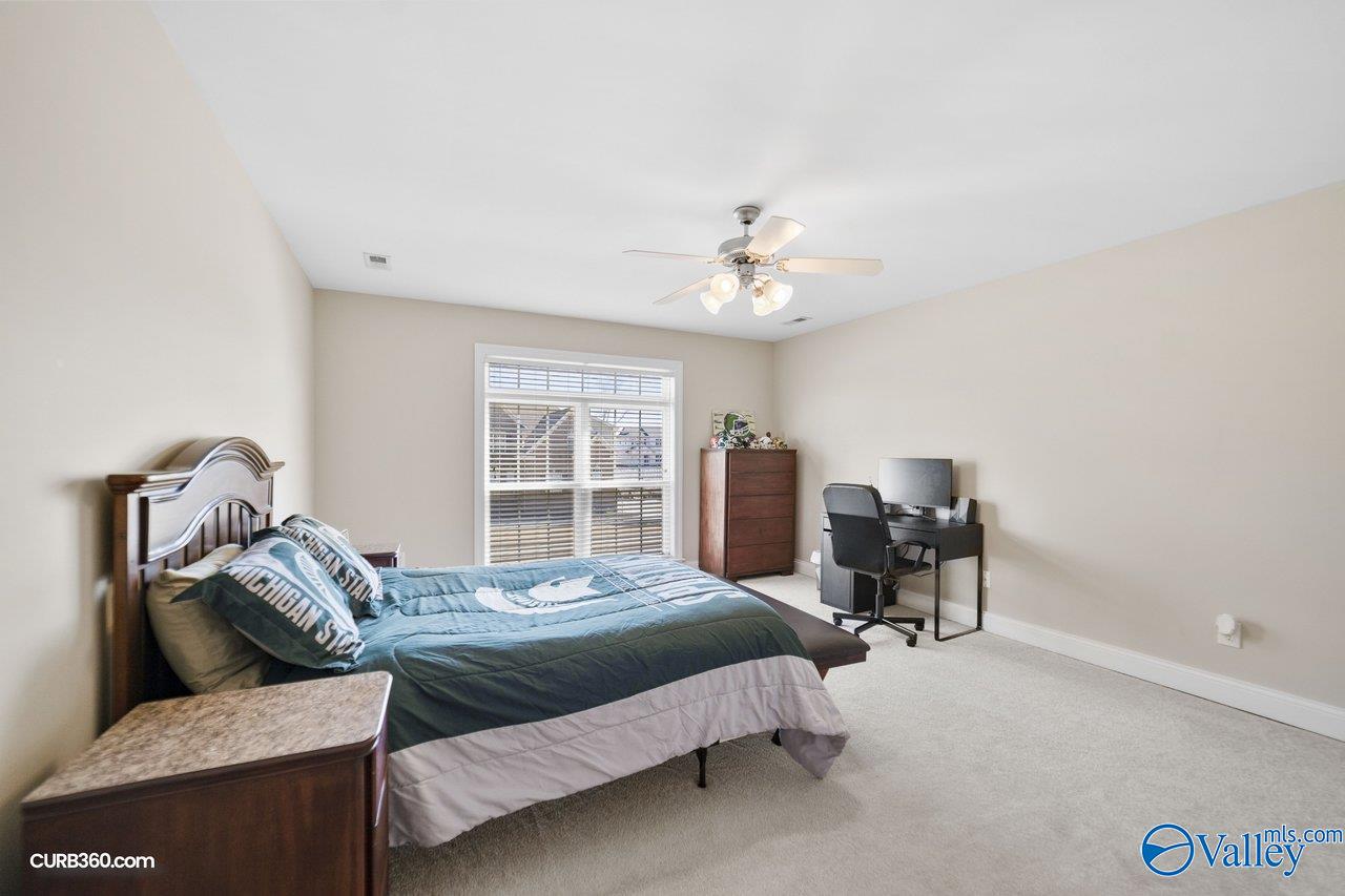 112 Wesly Clark Blvd