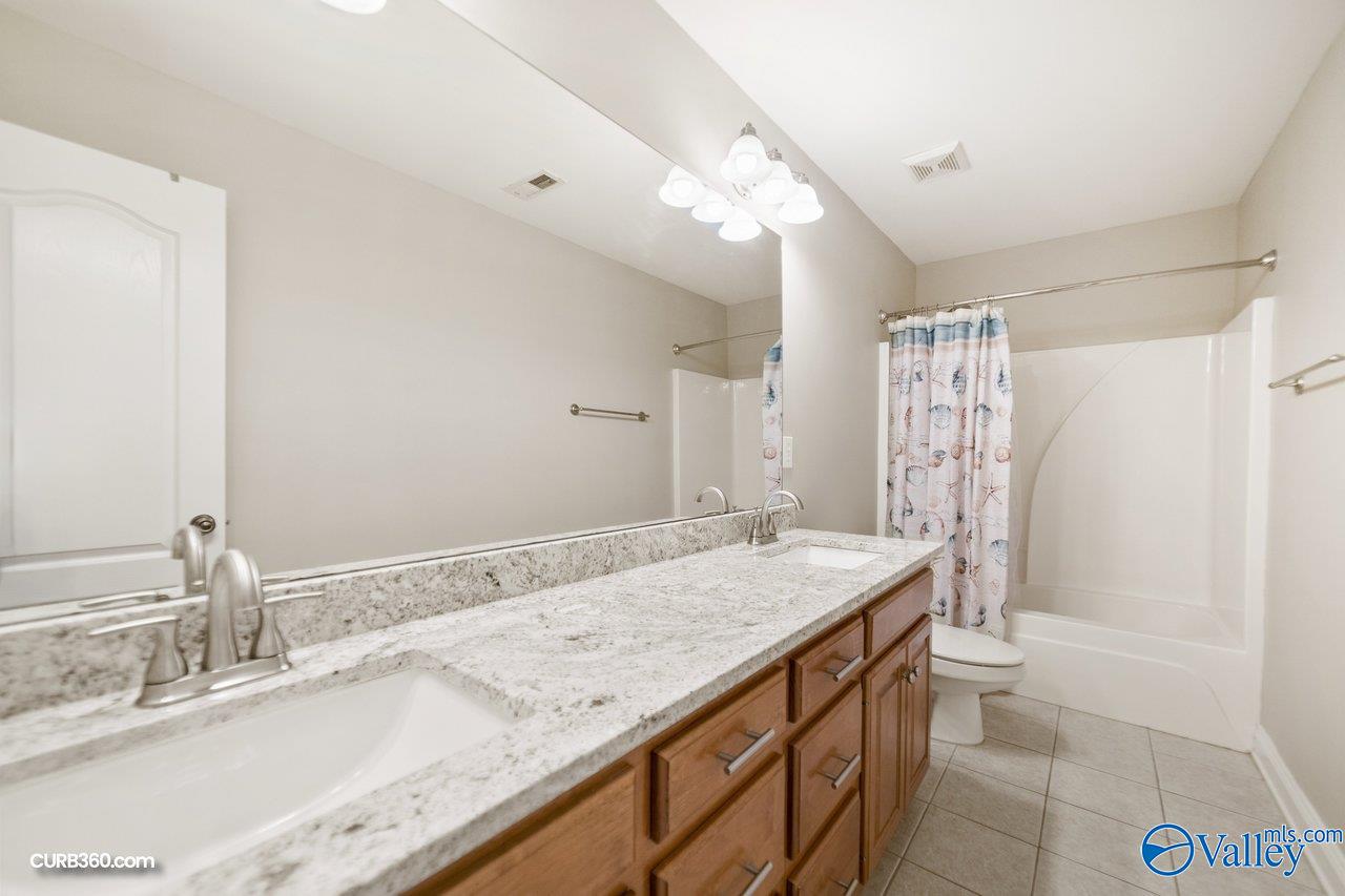 112 Wesly Clark Blvd