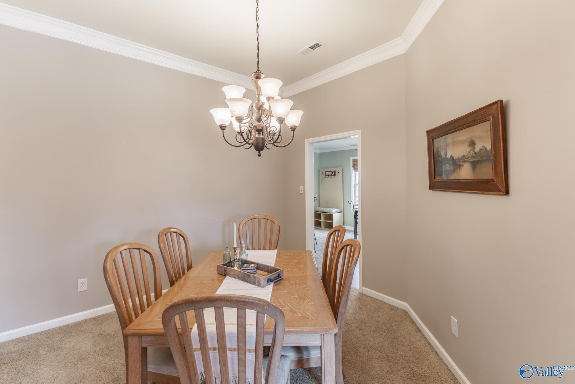 2503 Hampshire Drive SW