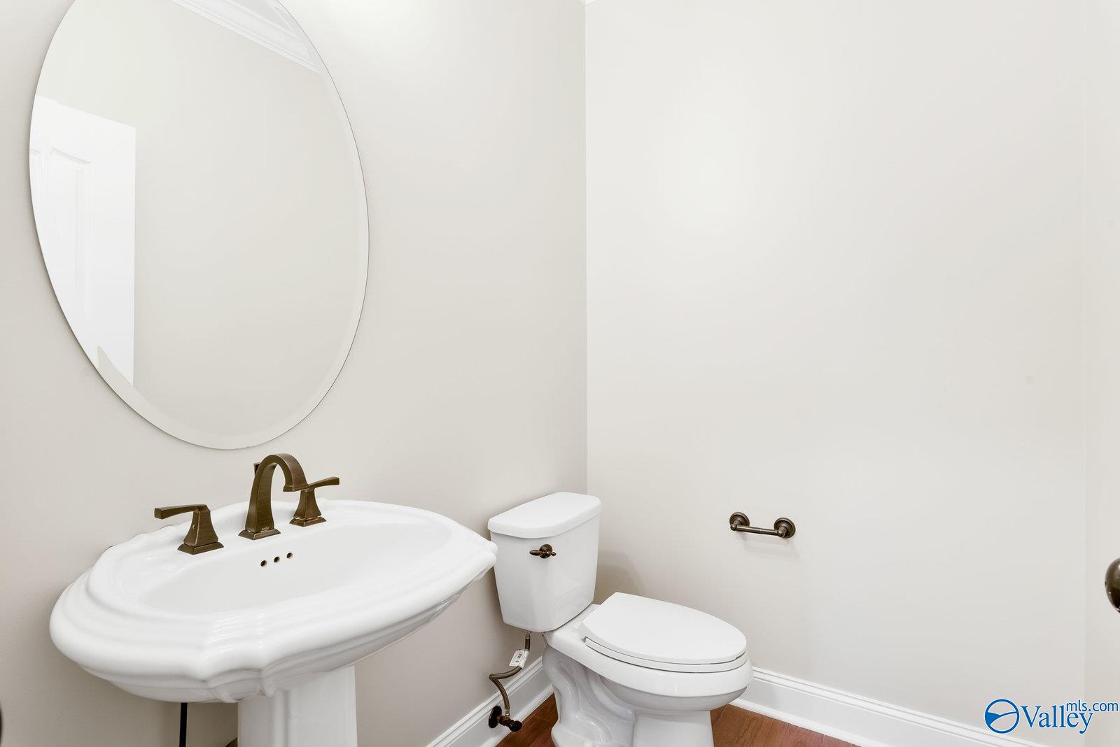 3202 Sandstone Street SE