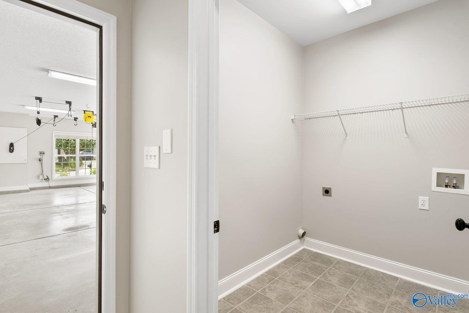 3202 Sandstone Street SE