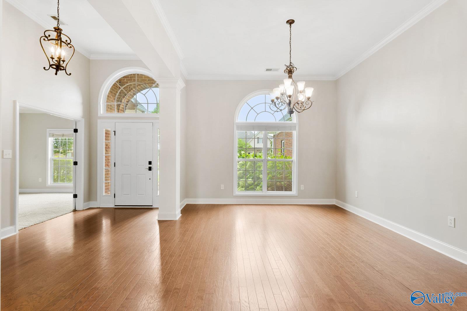 3202 Sandstone Street SE