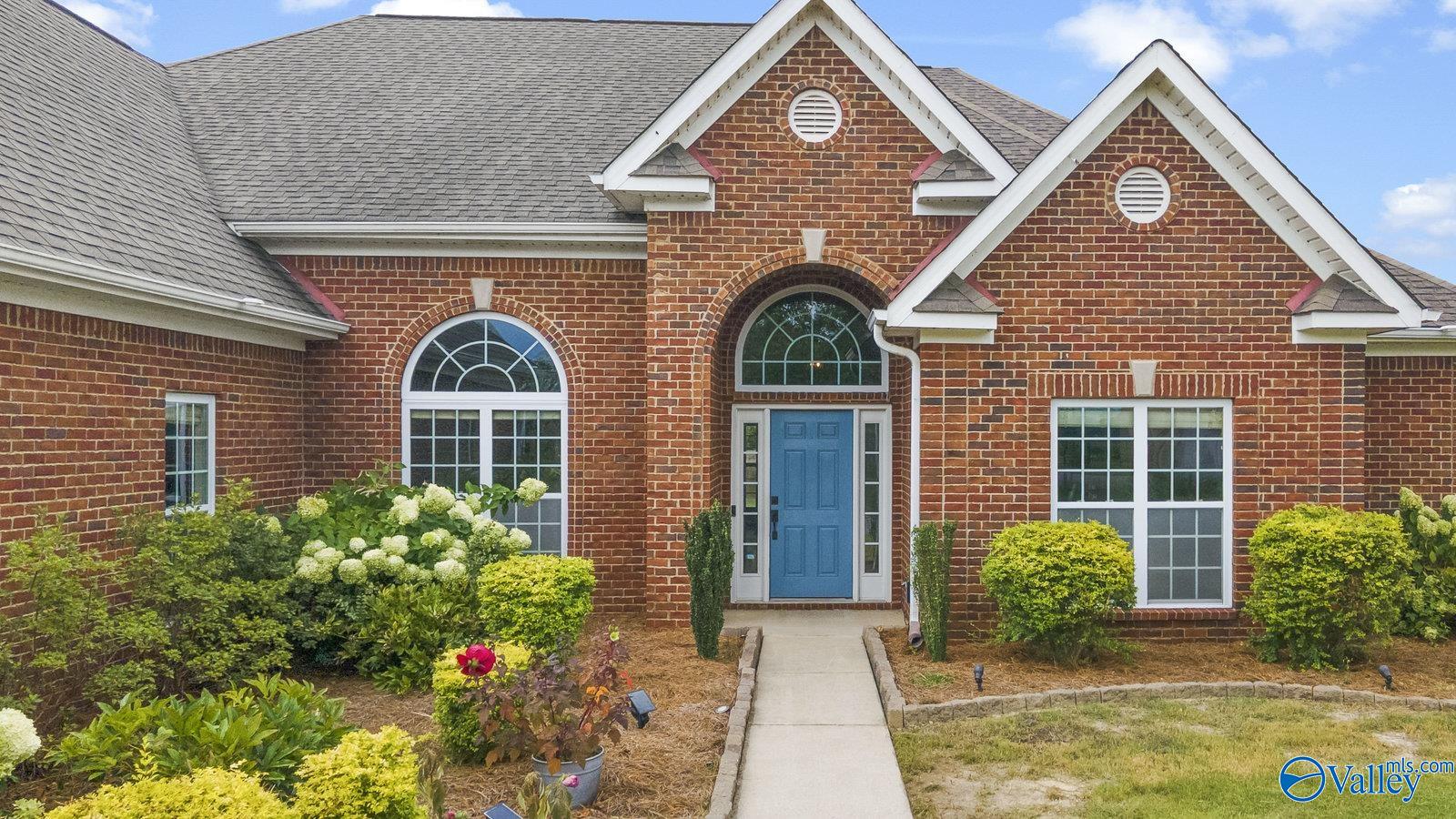 3202 Sandstone Street SE