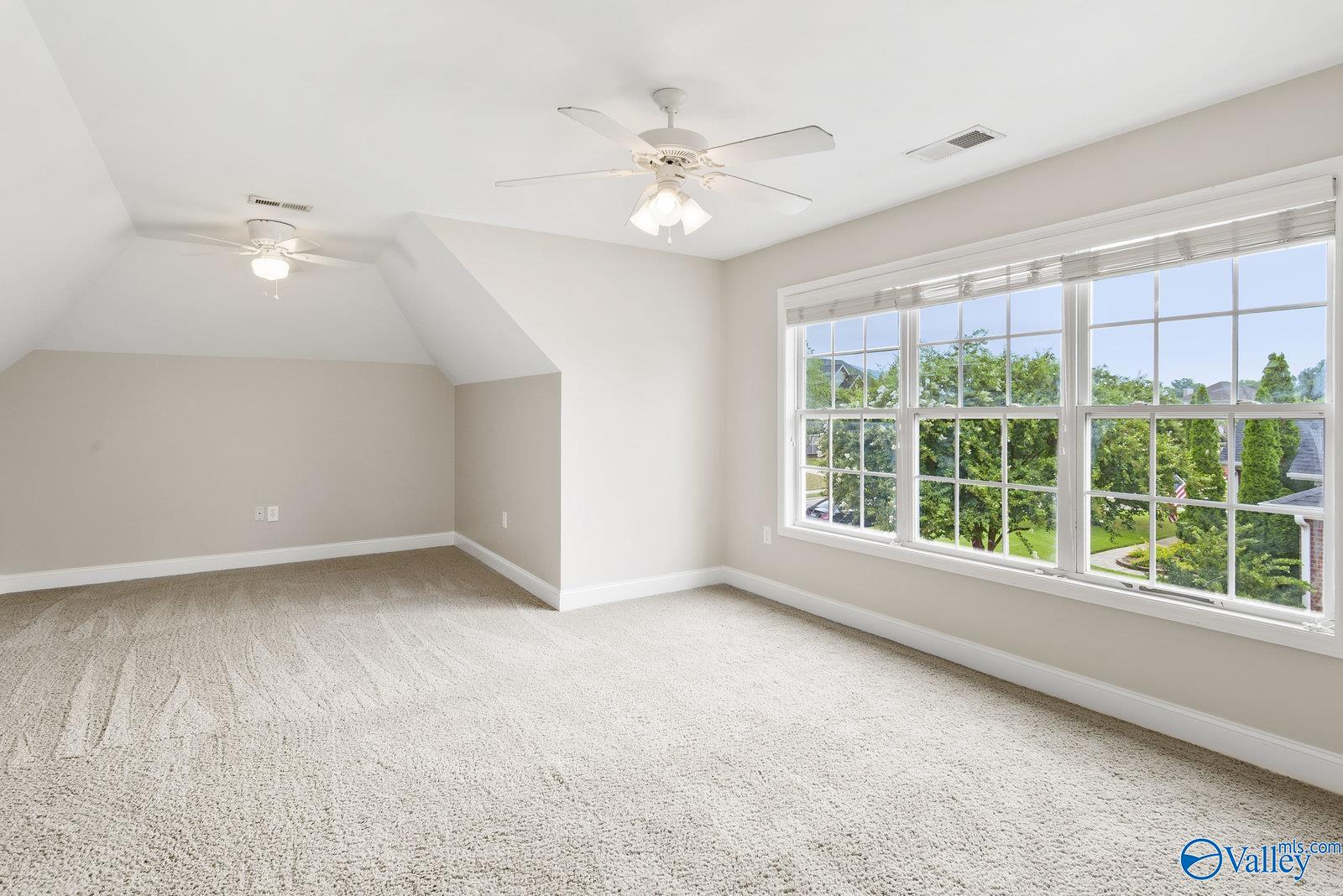 3202 Sandstone Street SE