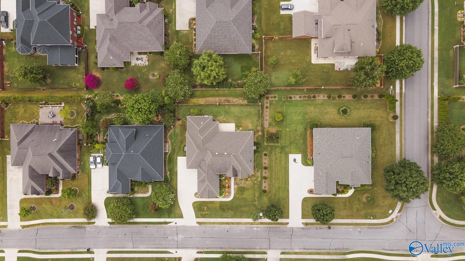 3202 Sandstone Street SE