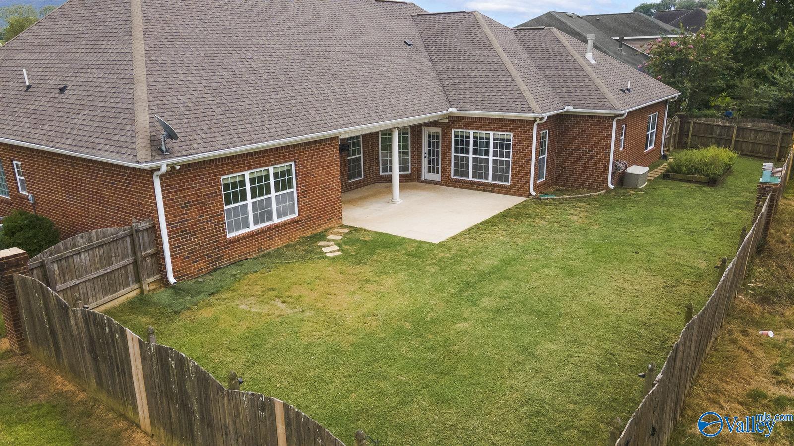 3202 Sandstone Street SE