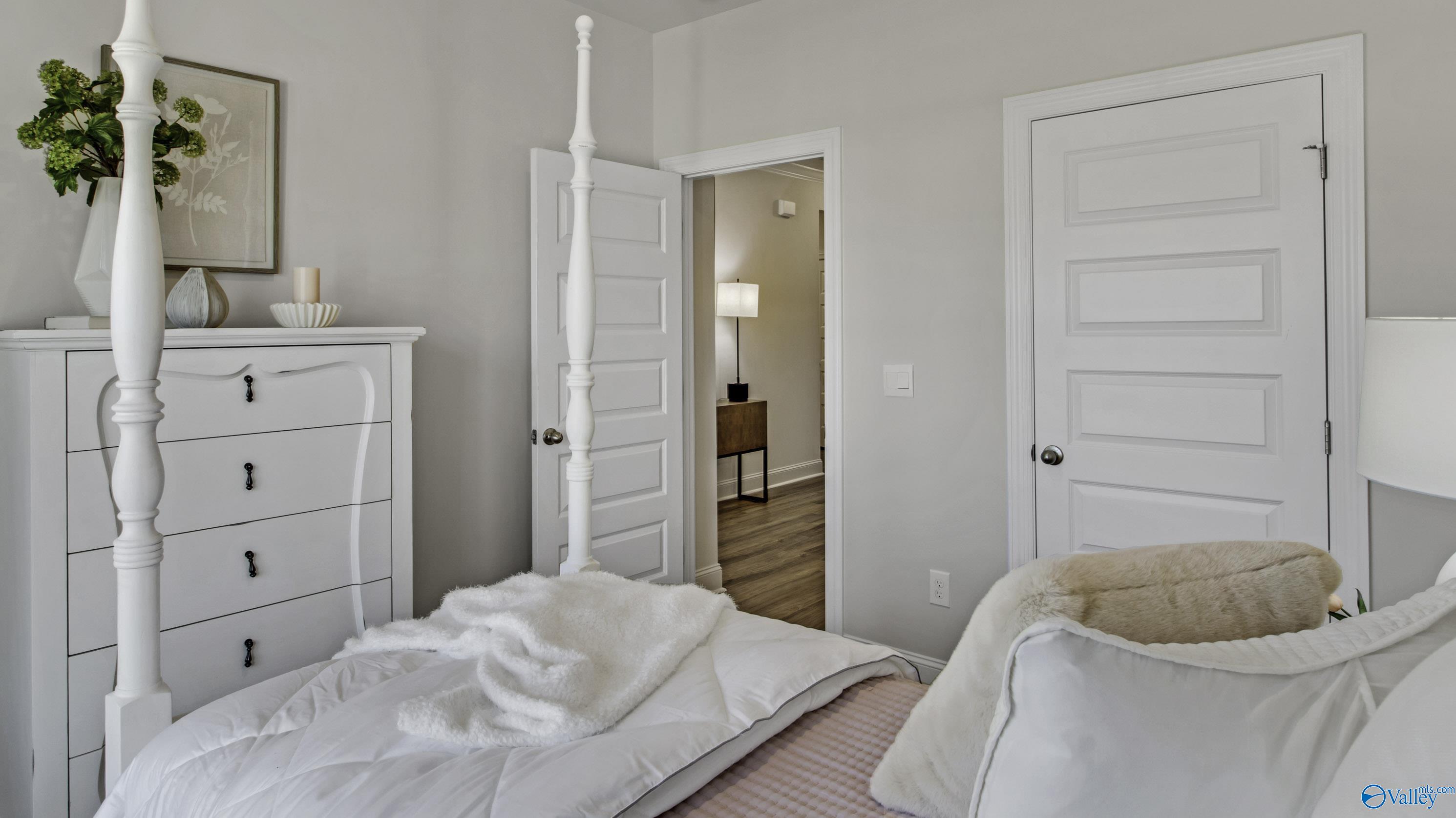 539 East River Landing Blvd