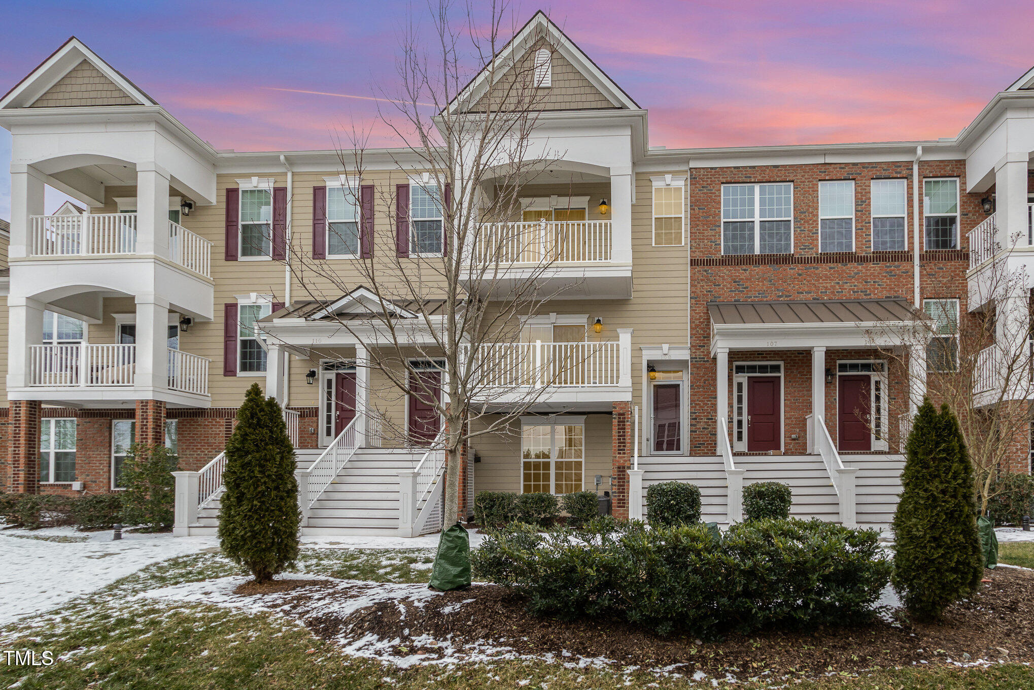 10310 Sablewood Drive # 108