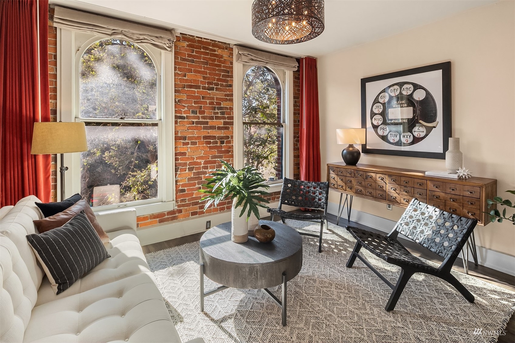 312 1st Avenue S Unit: 5