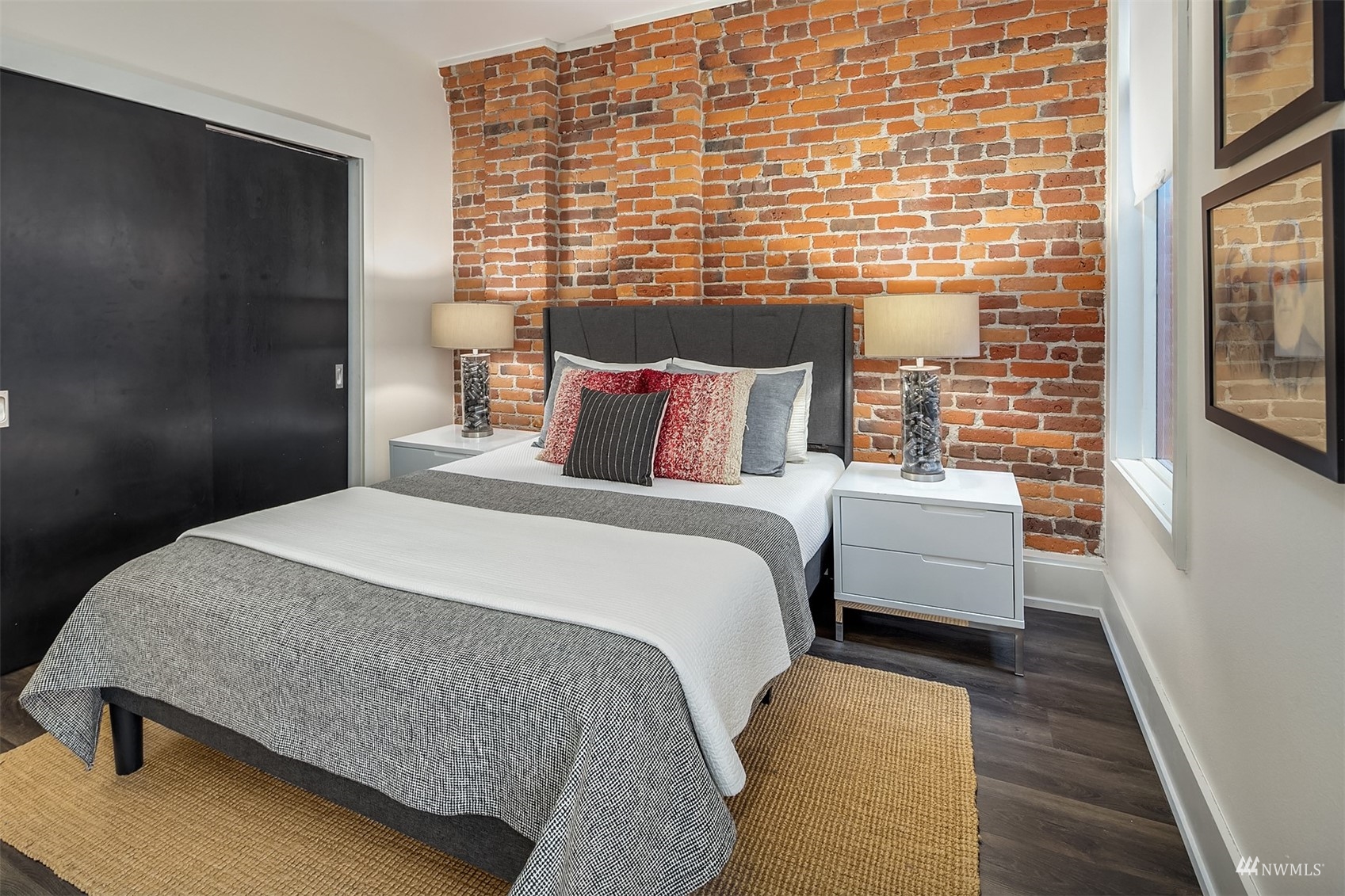 312 1st Avenue S Unit: 5
