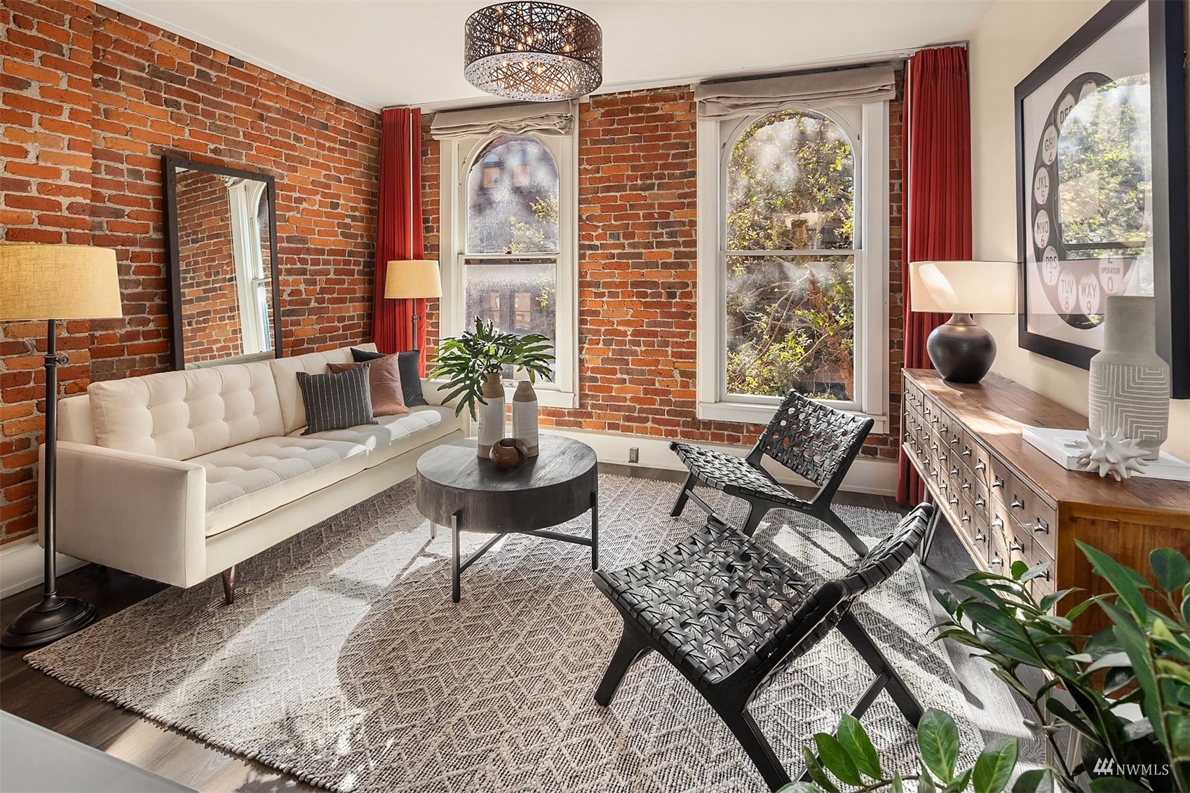 312 1st Avenue S Unit: 5