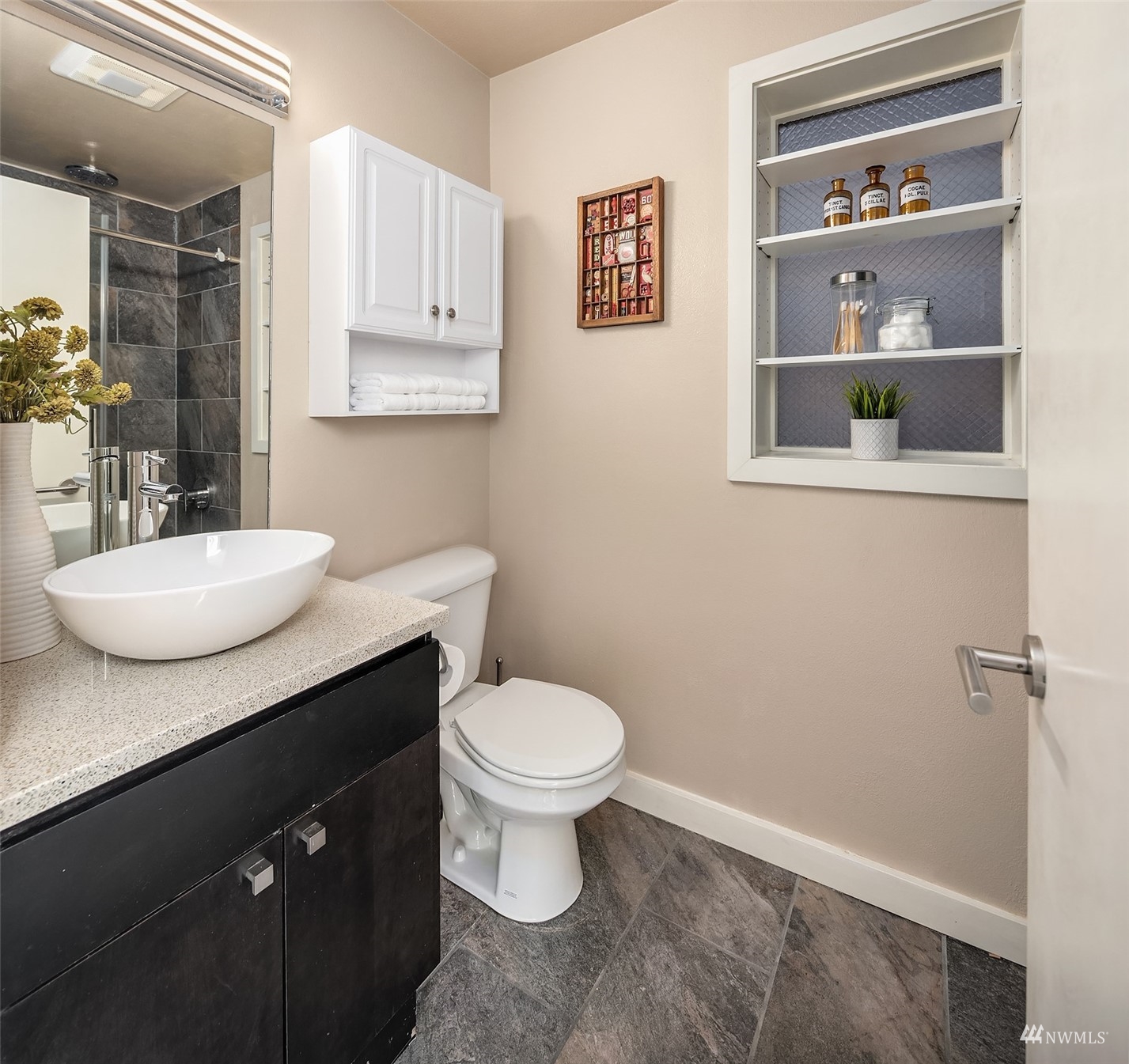 312 1st Avenue S Unit: 5