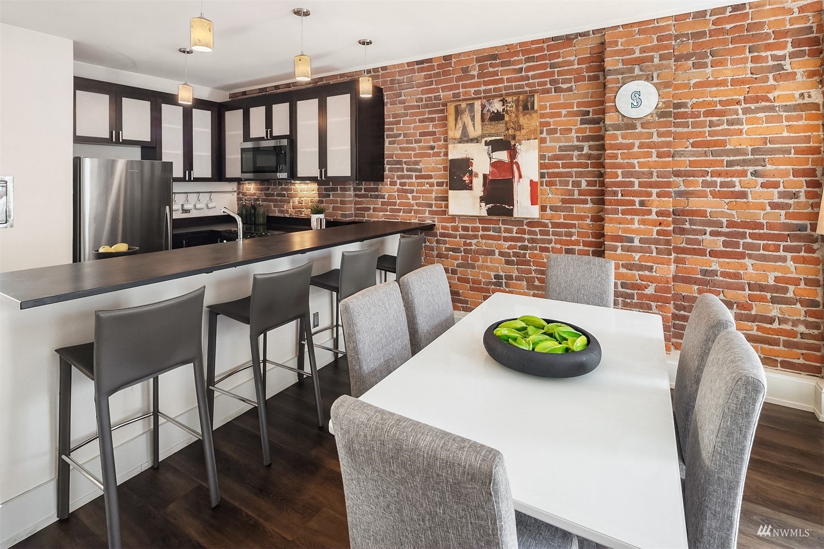 312 1st Avenue S Unit: 5