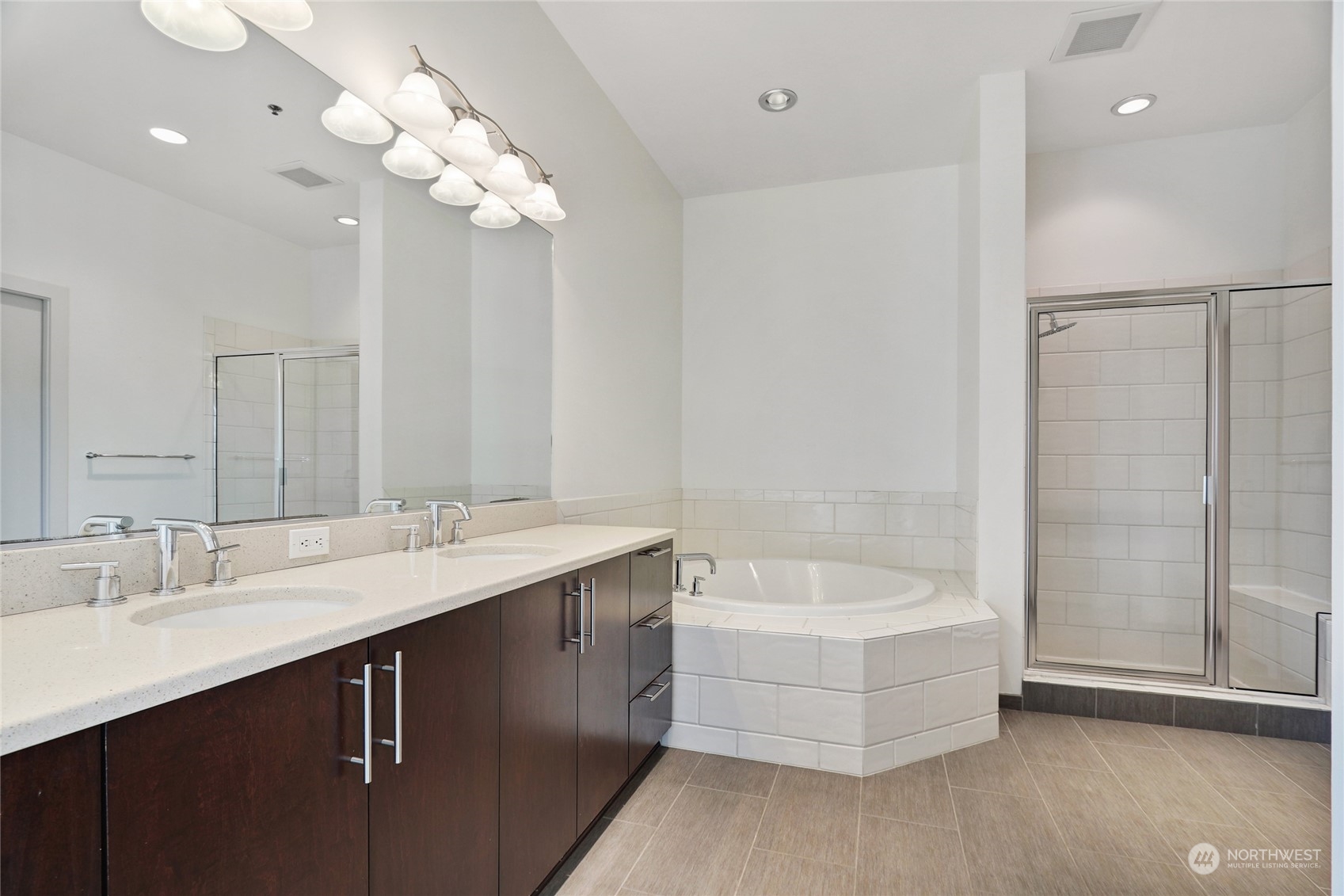 2720 3rd Avenue Unit: PH 4