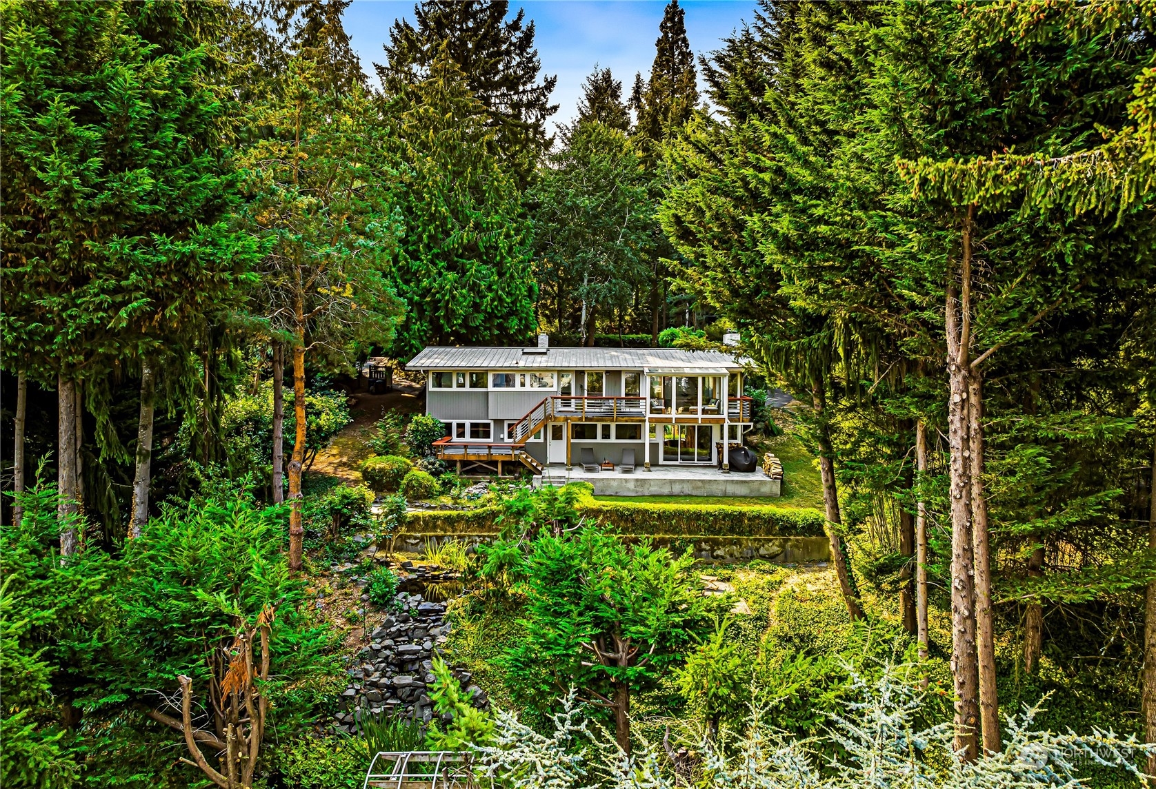 404 Detwiller Lane