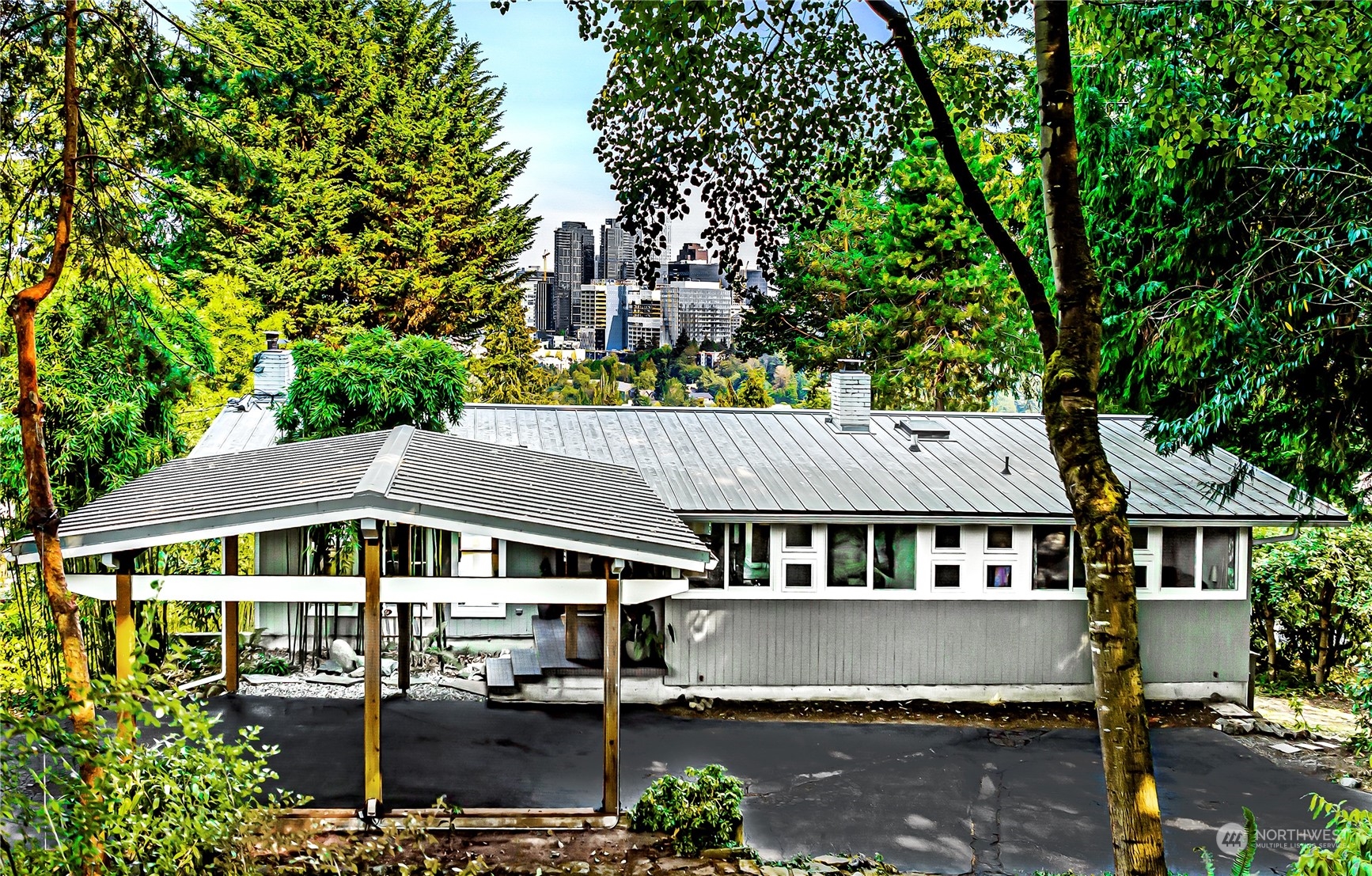 404 Detwiller Lane
