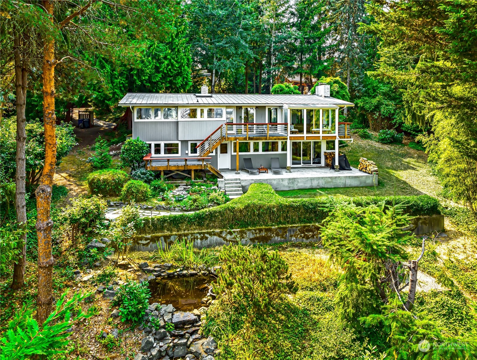 404 Detwiller Lane