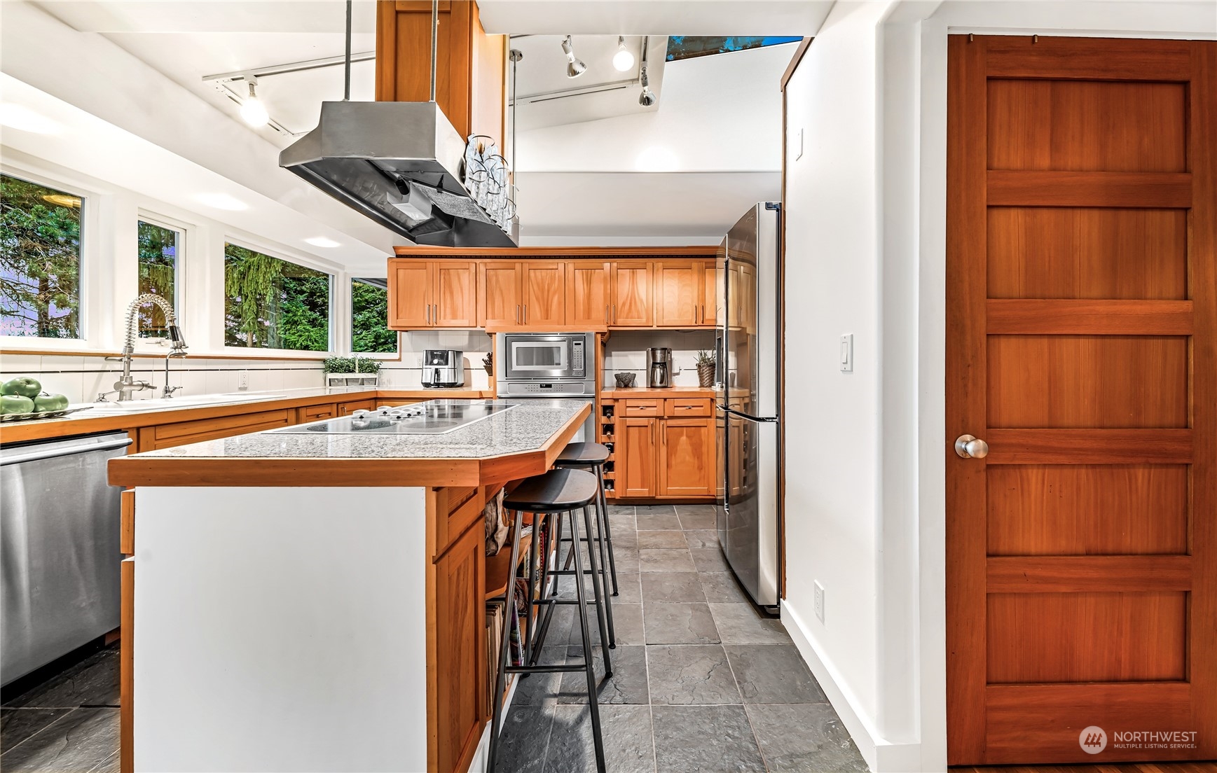 404 Detwiller Lane