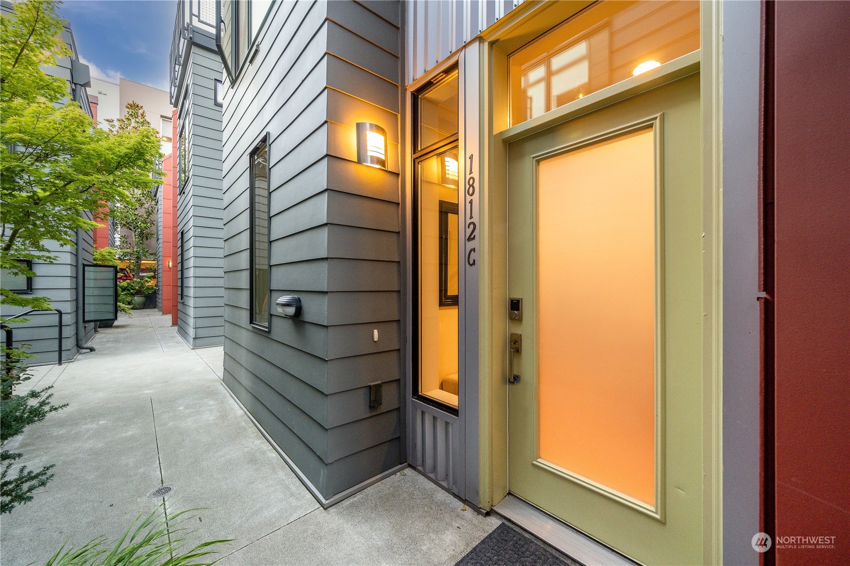 1812 11th Avenue Unit: C