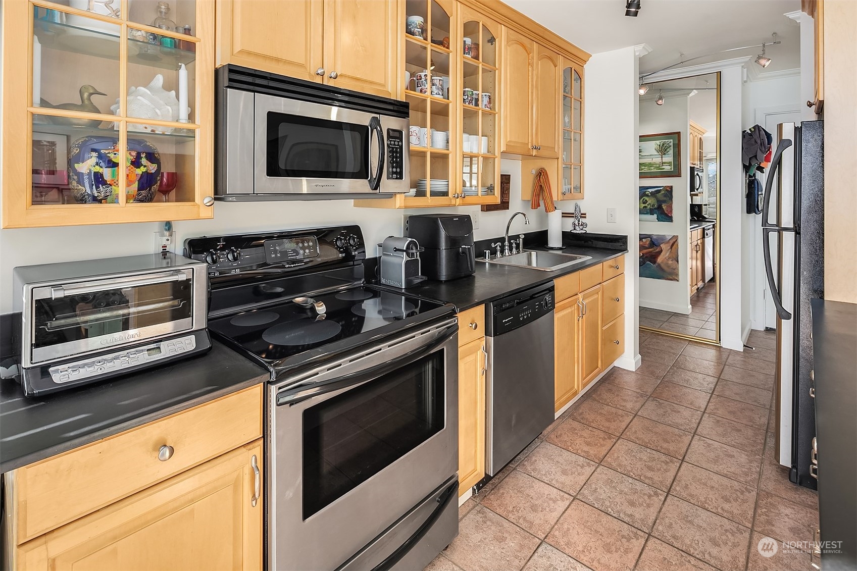 6201 Lake Washington Boulevard NE Unit: 101