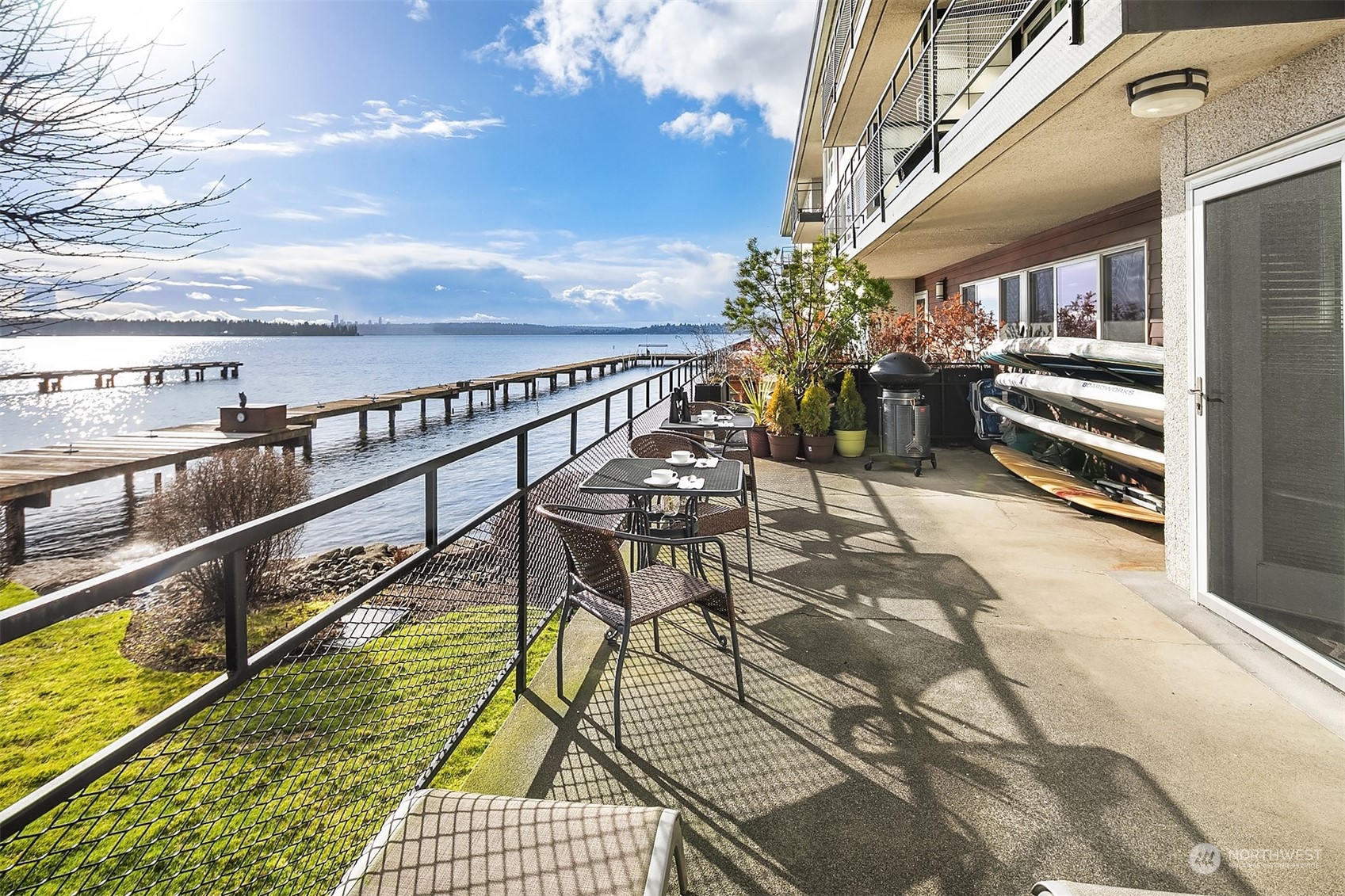 6201 Lake Washington Boulevard NE Unit: 101