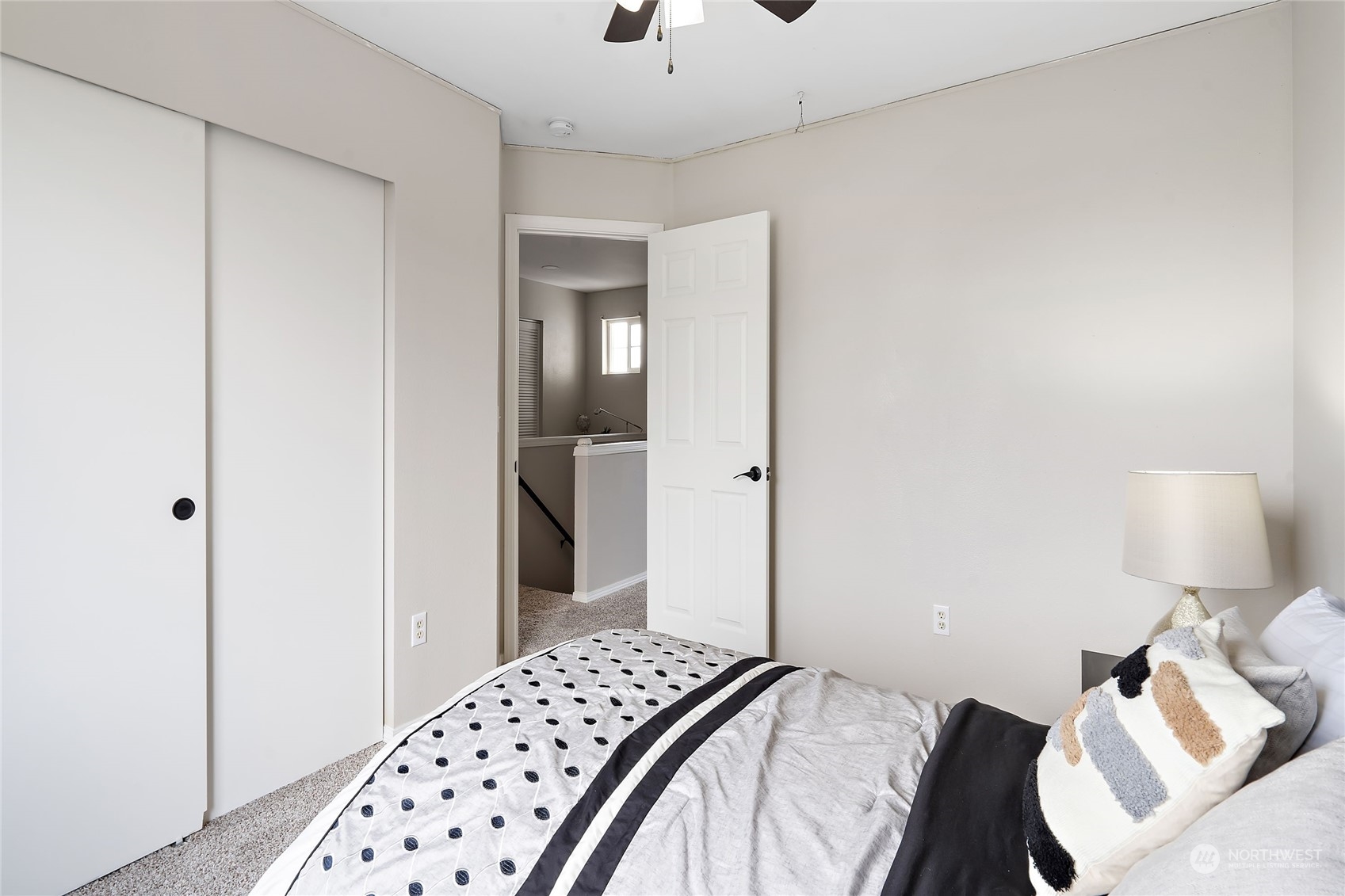 14917 Prairie Vista Loop SE