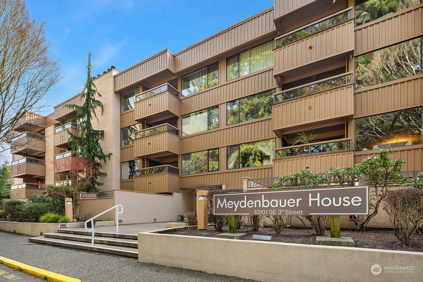 10101 SE 3rd Street Unit: 104