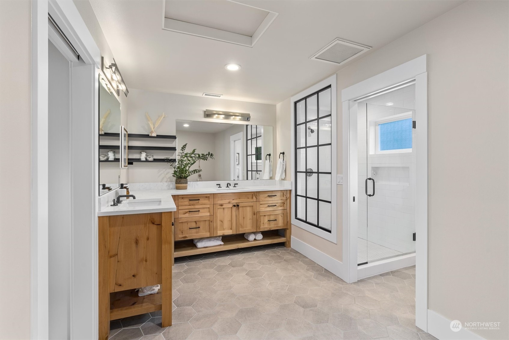 2603 230th Avenue NE