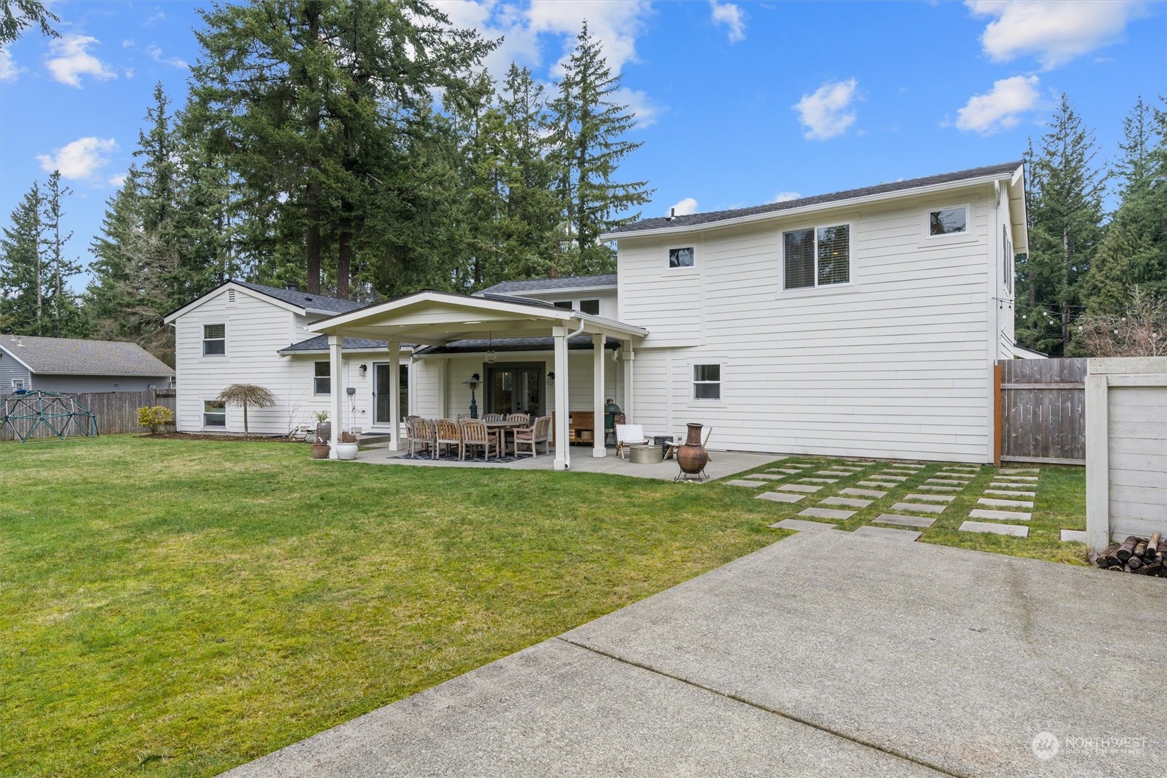 2603 230th Avenue NE