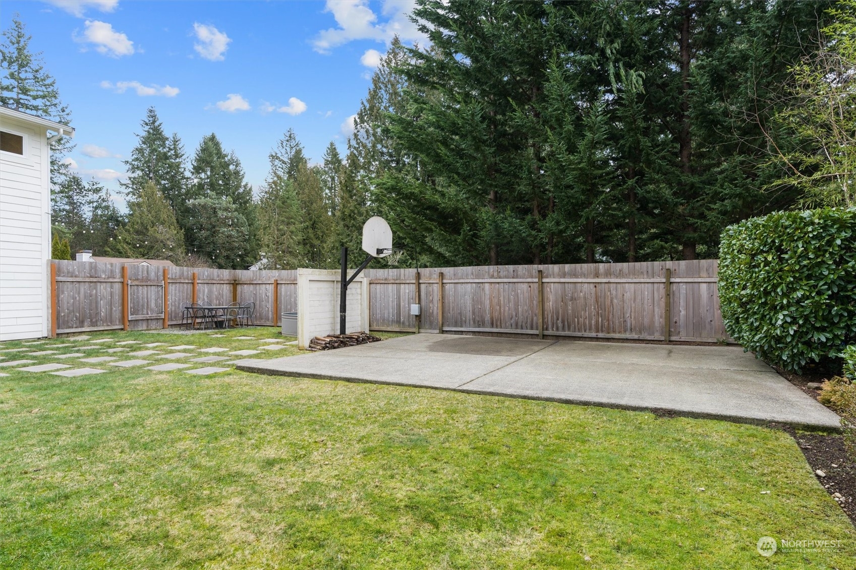 2603 230th Avenue NE