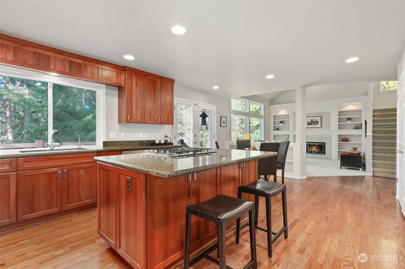 8605 217th Avenue NE