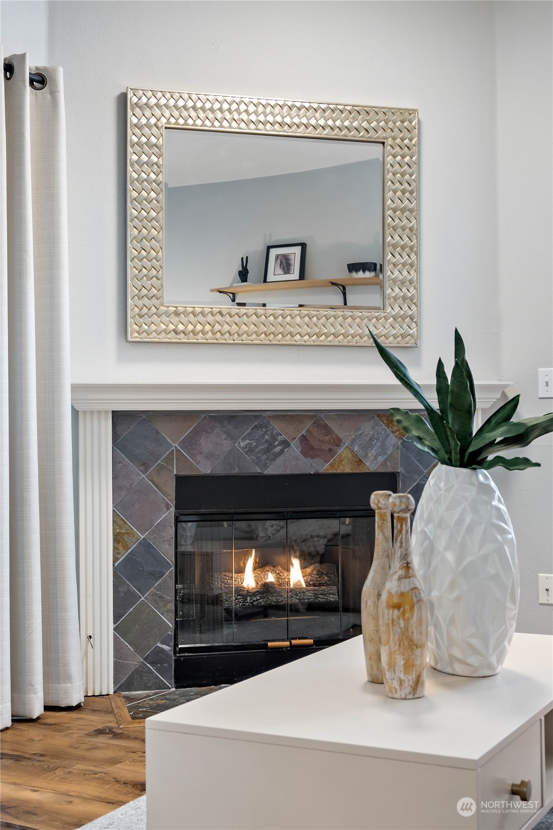 2034 Newport Way NW Unit: 11-1