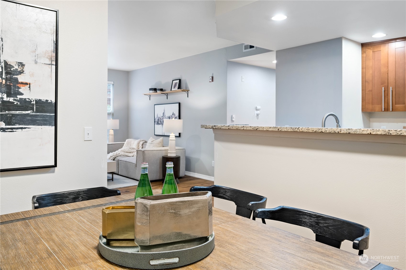 2034 Newport Way NW Unit: 11-1
