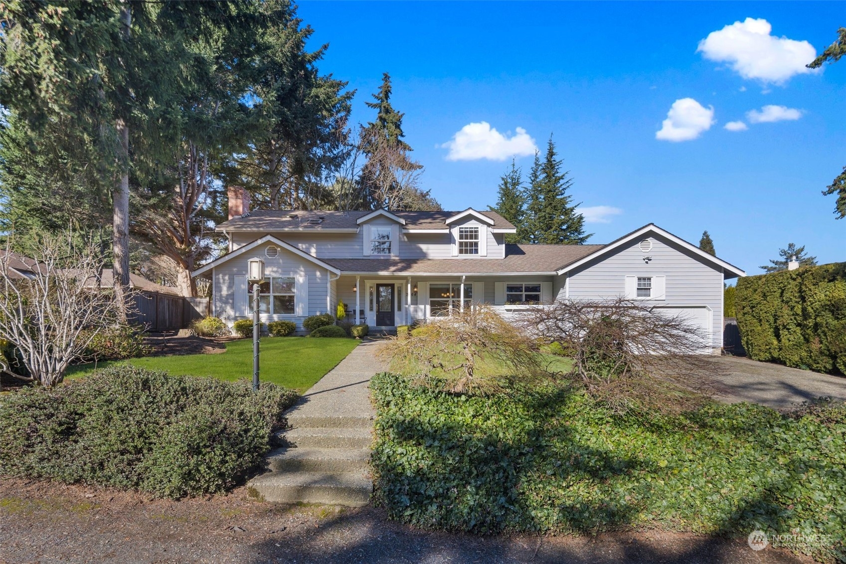 7664 NE 14th Street