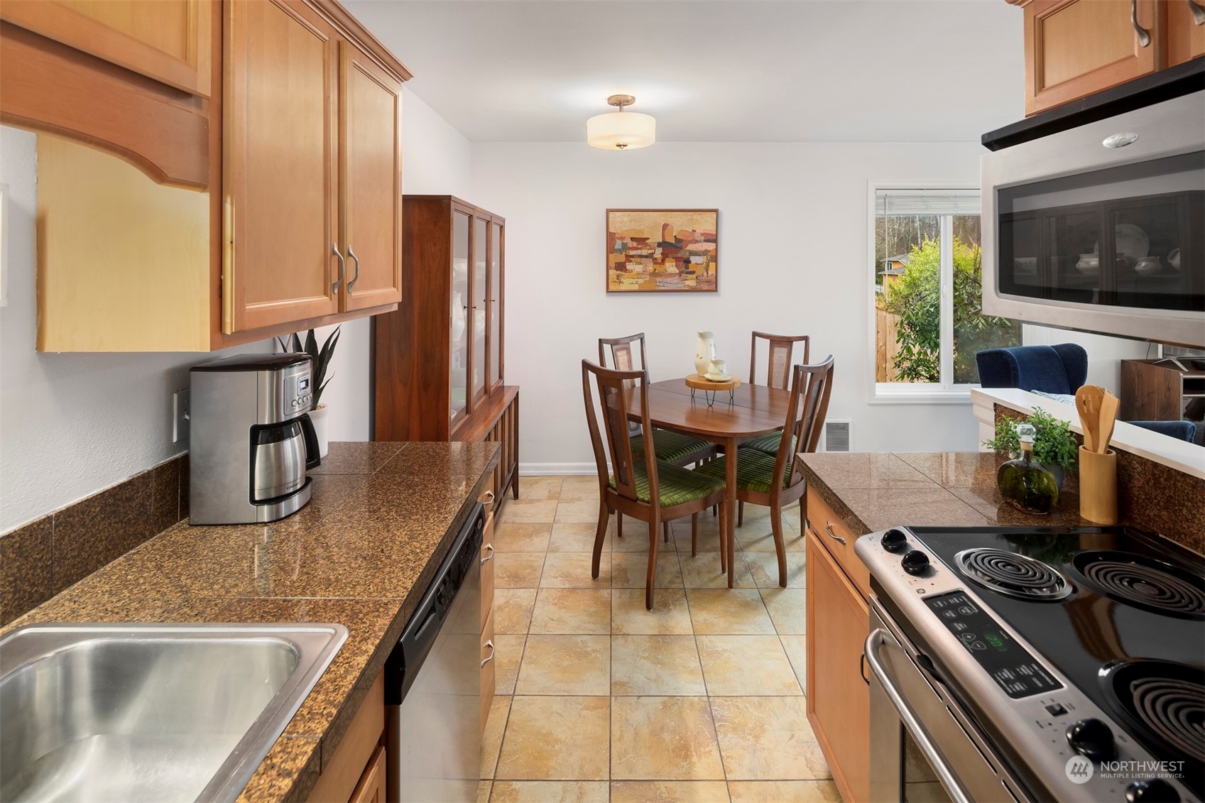 1113 Kirkland Avenue Unit: 2