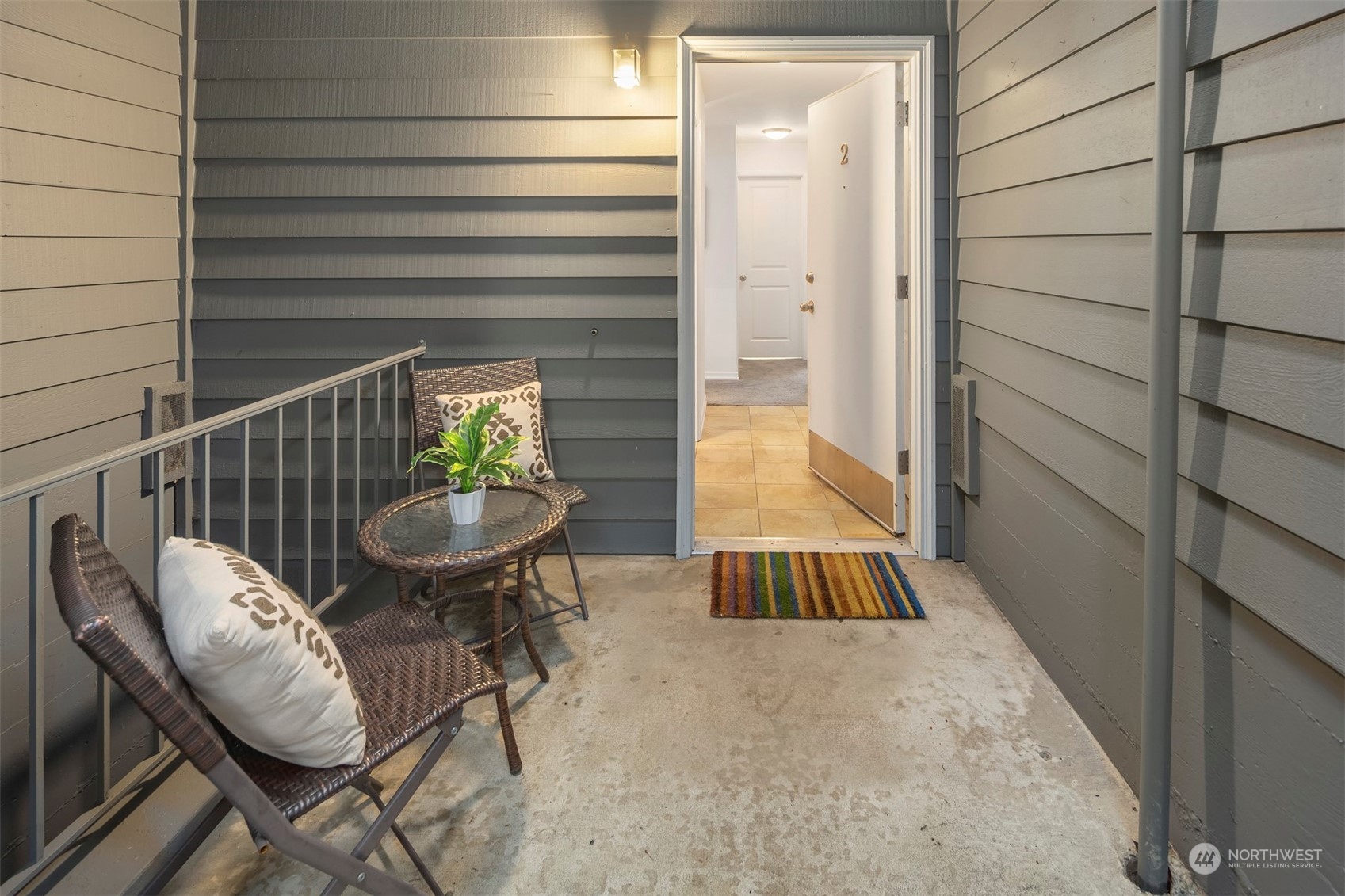 1113 Kirkland Avenue Unit: 2