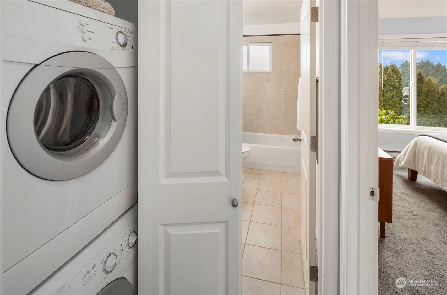 1113 Kirkland Avenue Unit: 2