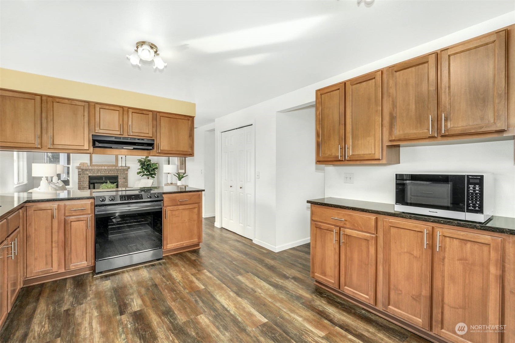 1726 S 373rd Place