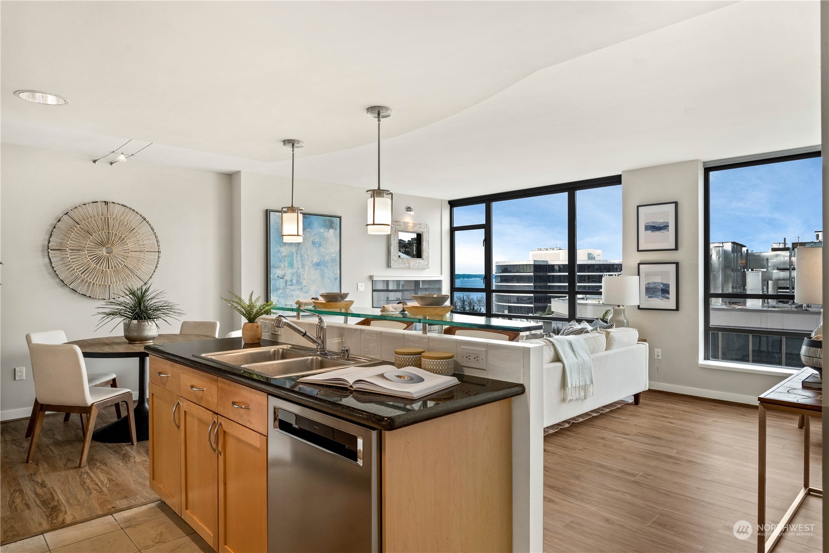 2929 1st Avenue Unit: N601