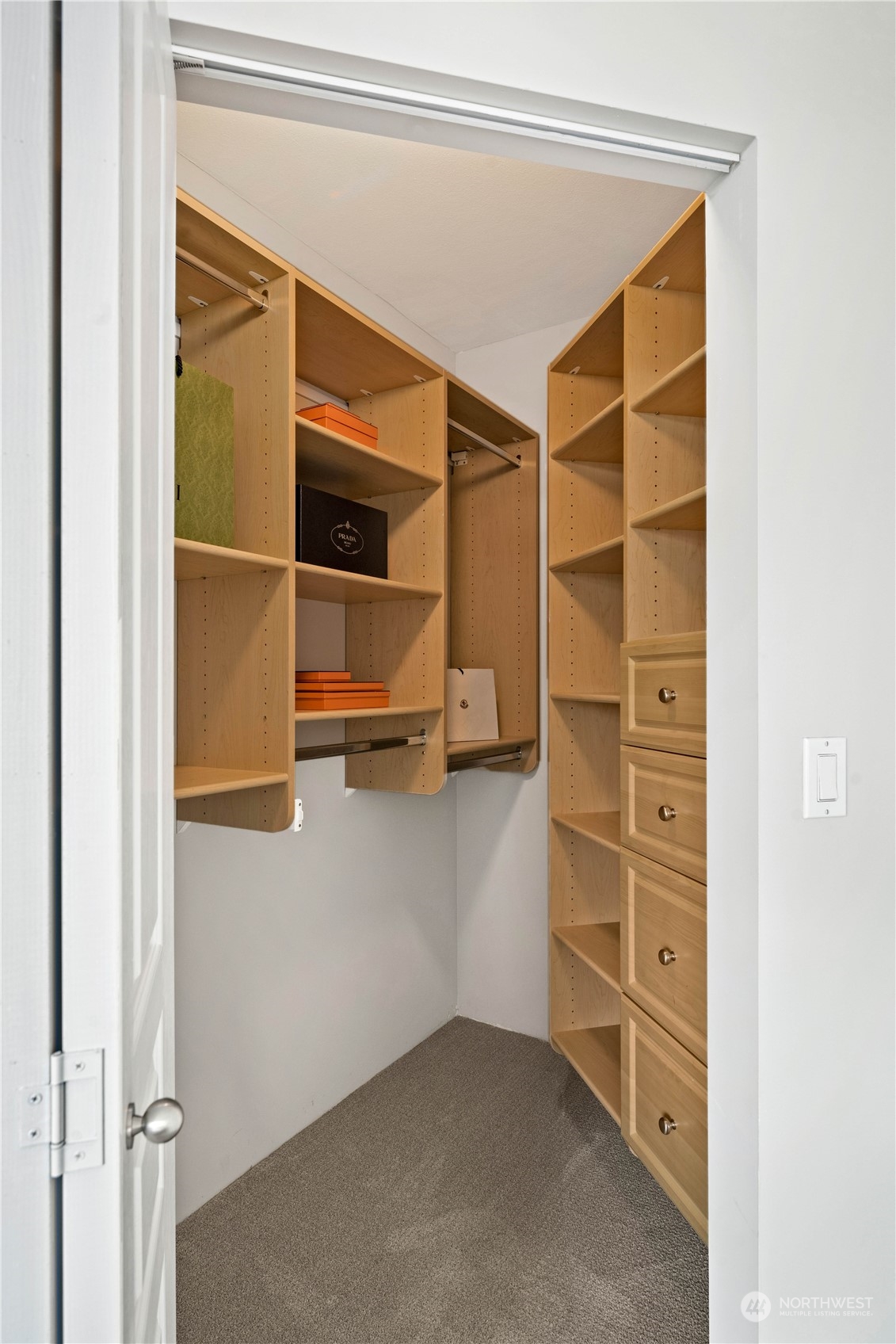2929 1st Avenue Unit: N601