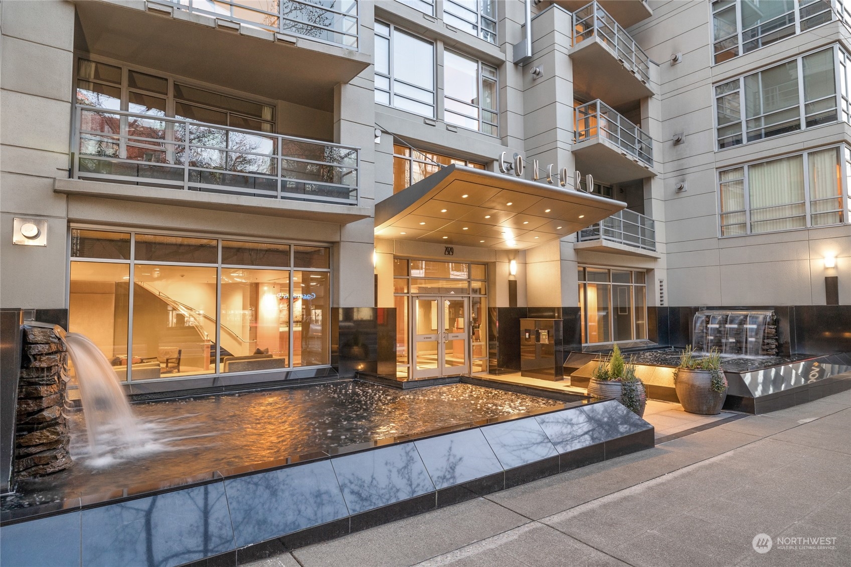 2929 1st Avenue Unit: N601