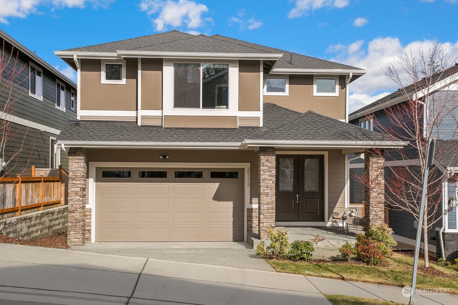 2112 NW Lynx Loop